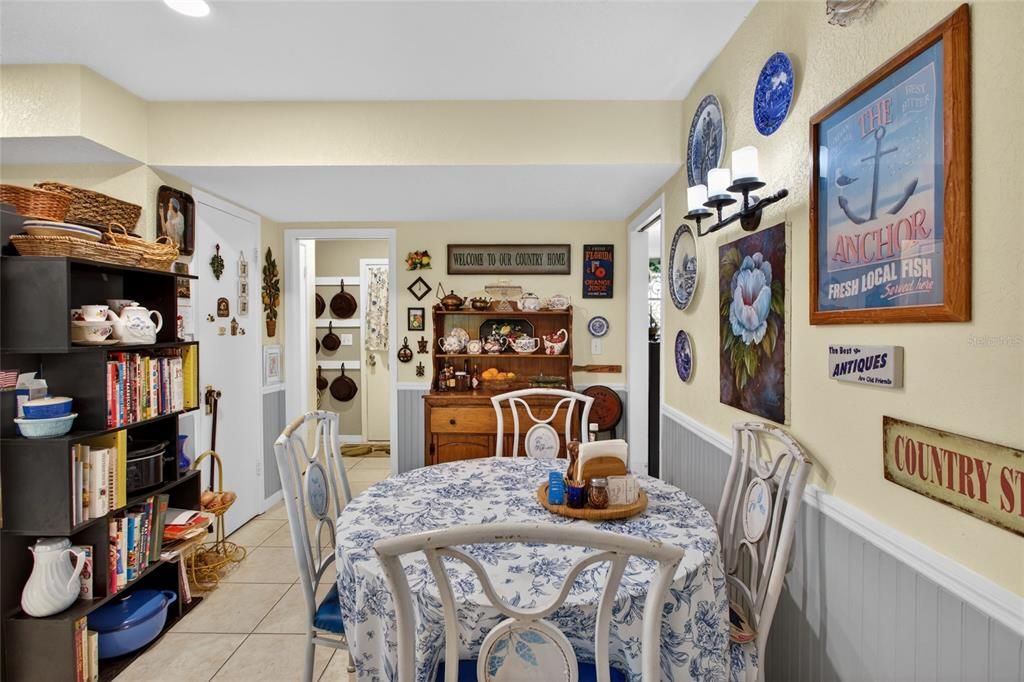 For Sale: $418,800 (3 beds, 2 baths, 2354 Square Feet)