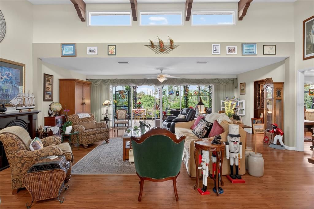 For Sale: $418,800 (3 beds, 2 baths, 2354 Square Feet)