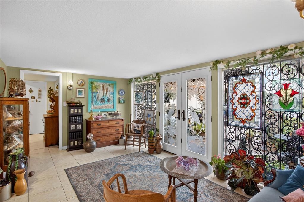 For Sale: $418,800 (3 beds, 2 baths, 2354 Square Feet)