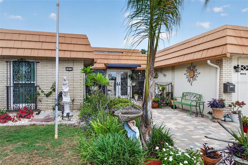 For Sale: $418,800 (3 beds, 2 baths, 2354 Square Feet)
