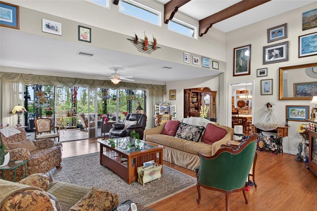 For Sale: $418,800 (3 beds, 2 baths, 2354 Square Feet)
