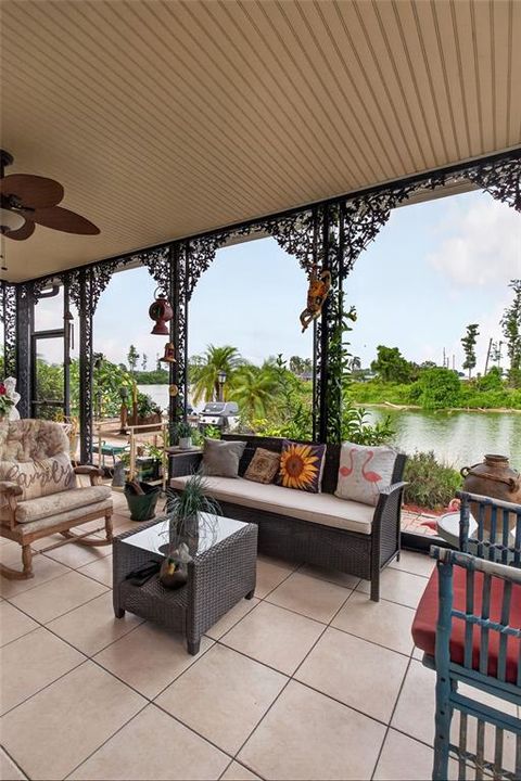 For Sale: $418,800 (3 beds, 2 baths, 2354 Square Feet)