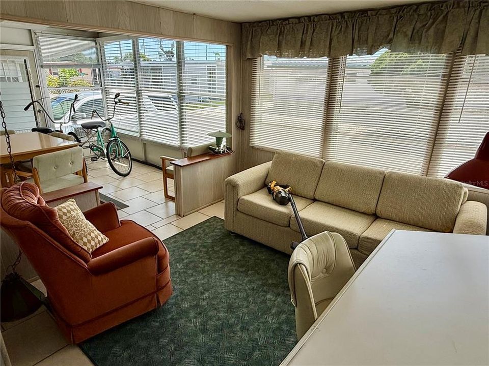En Venta: $89,900 (2 camas, 2 baños, 960 Pies cuadrados)