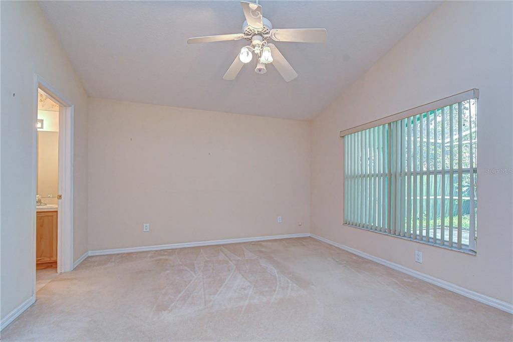 For Sale: $390,000 (3 beds, 2 baths, 1629 Square Feet)