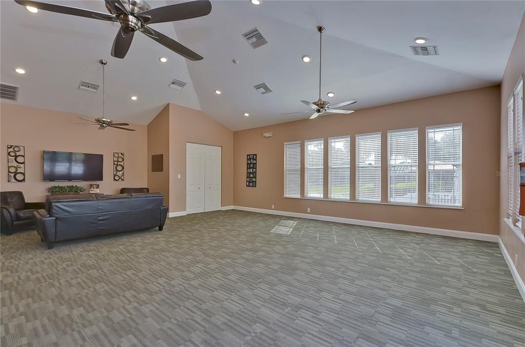 For Sale: $390,000 (3 beds, 2 baths, 1629 Square Feet)