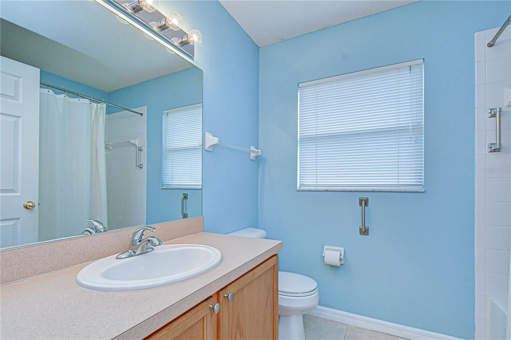 For Sale: $390,000 (3 beds, 2 baths, 1629 Square Feet)