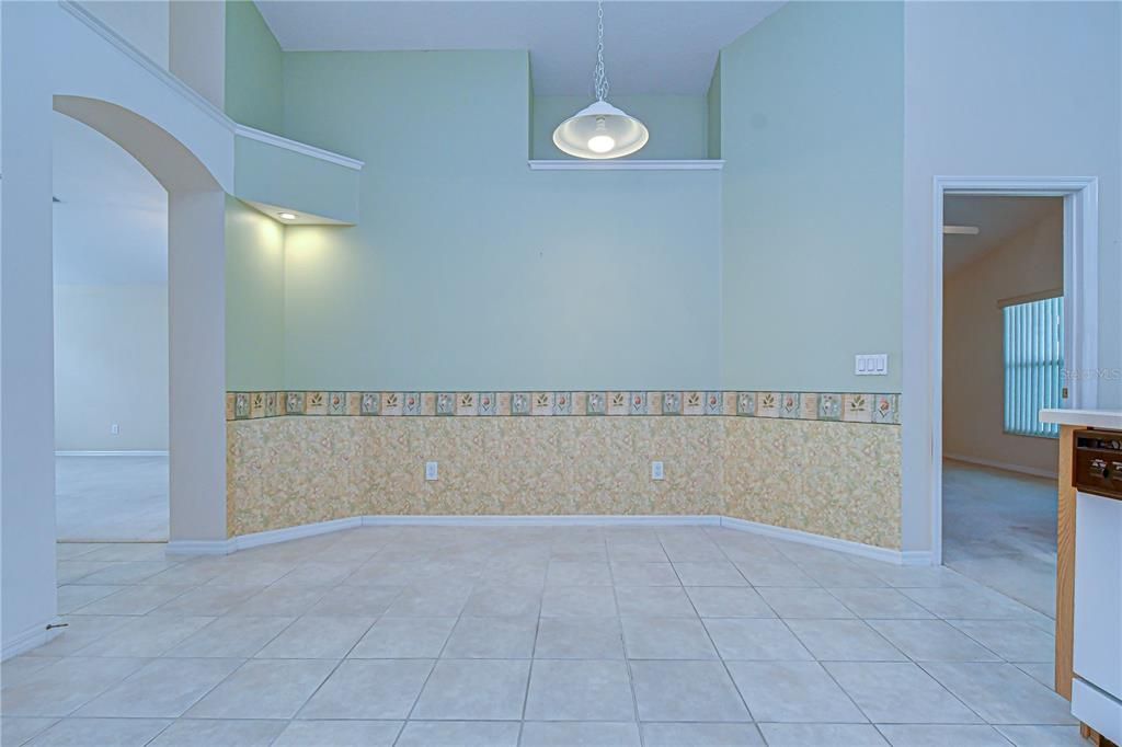 For Sale: $390,000 (3 beds, 2 baths, 1629 Square Feet)