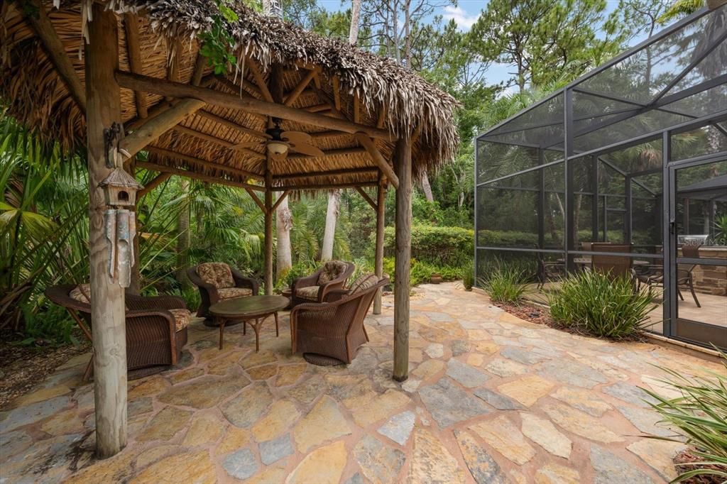 En Venta: $1,049,000 (4 camas, 3 baños, 3108 Pies cuadrados)