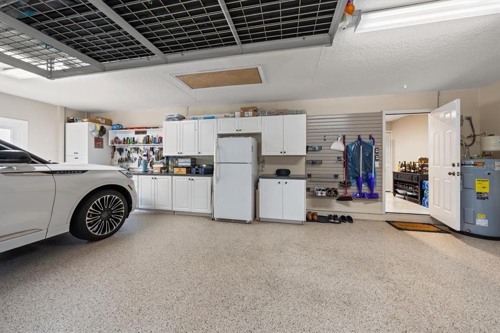 En Venta: $1,049,000 (4 camas, 3 baños, 3108 Pies cuadrados)