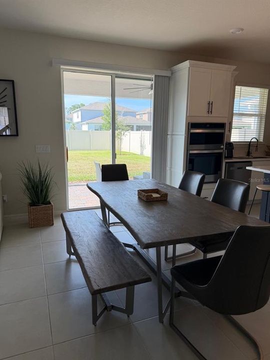 For Rent: $3,100 (4 beds, 2 baths, 2380 Square Feet)