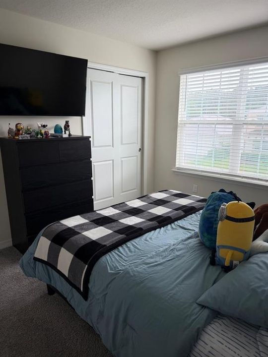 For Rent: $3,100 (4 beds, 2 baths, 2380 Square Feet)