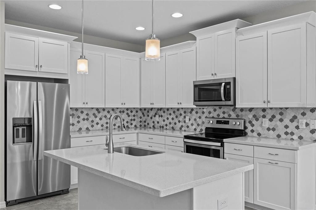 For Rent: $2,800 (3 beds, 2 baths, 1768 Square Feet)