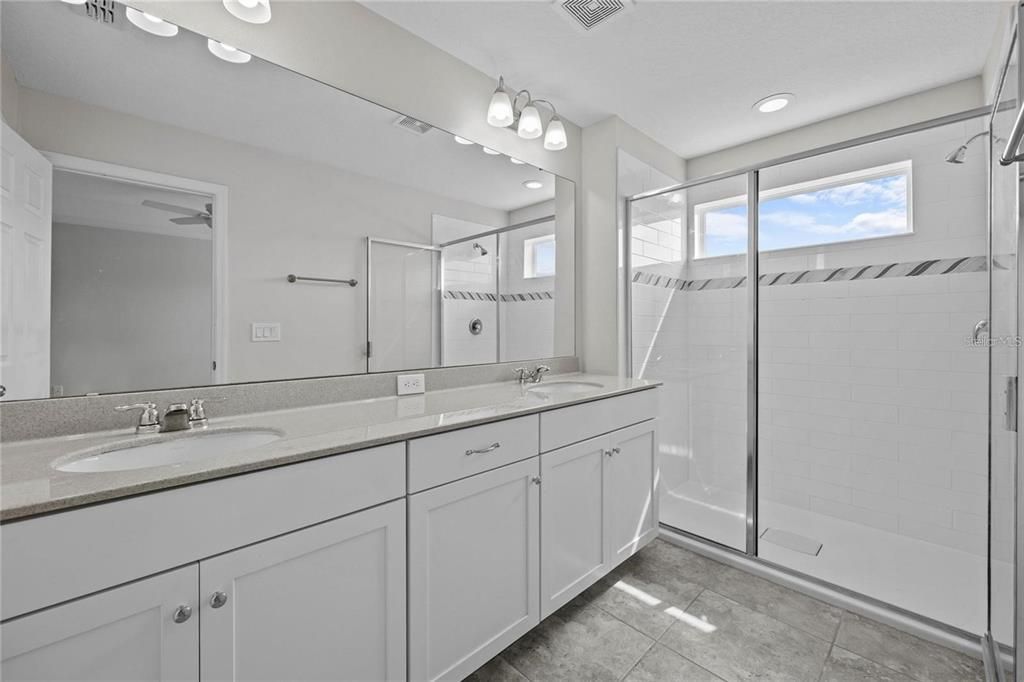 For Rent: $2,800 (3 beds, 2 baths, 1768 Square Feet)