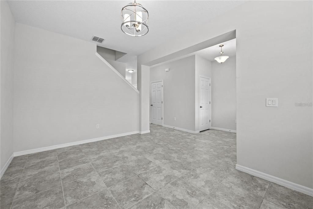 For Rent: $2,800 (3 beds, 2 baths, 1768 Square Feet)