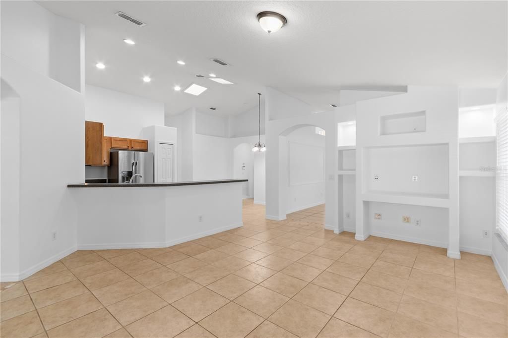 На продажу: $479,900 (3 спален, 2 ванн, 1784 Квадратных фут)