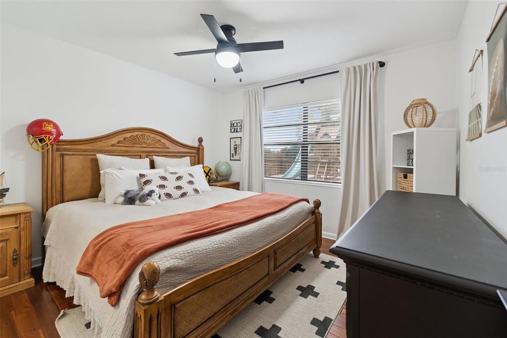 For Sale: $425,000 (3 beds, 2 baths, 1870 Square Feet)