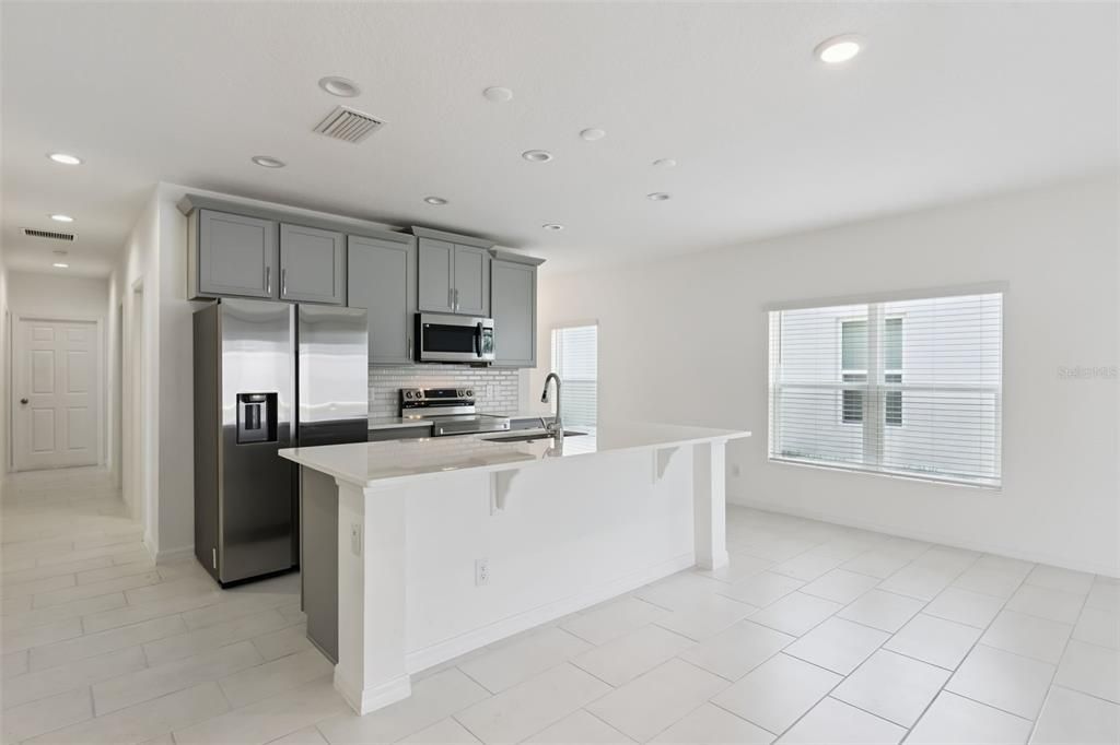 For Sale: $325,000 (4 beds, 2 baths, 1540 Square Feet)