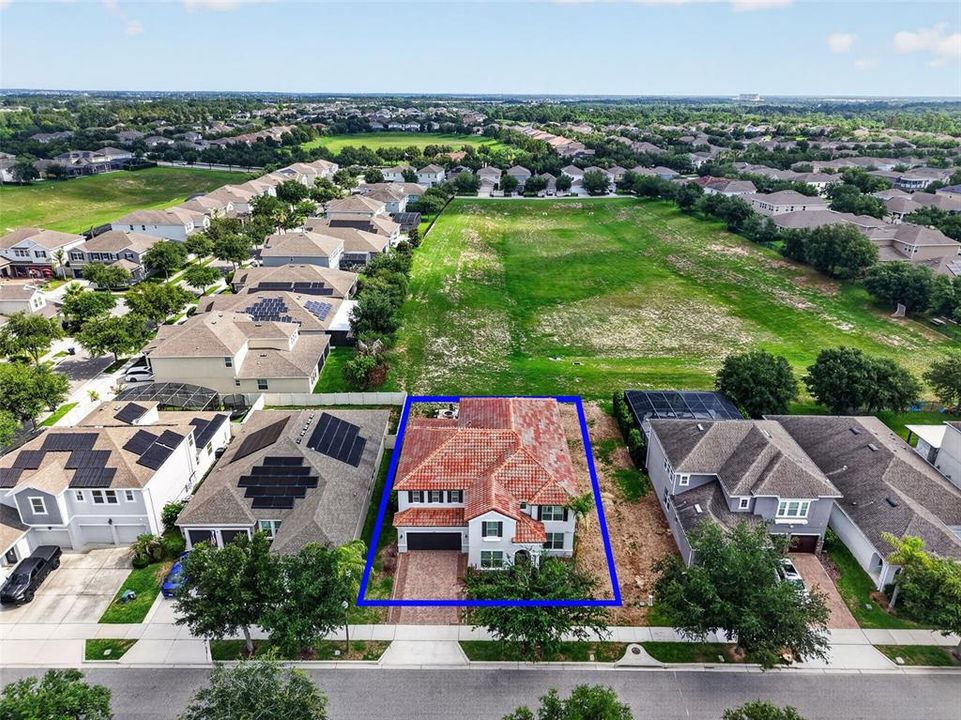 For Sale: $990,000 (5 beds, 3 baths, 4933 Square Feet)
