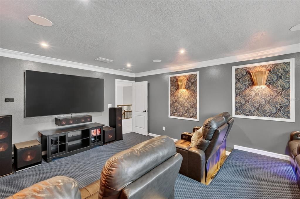 For Sale: $990,000 (5 beds, 3 baths, 4933 Square Feet)