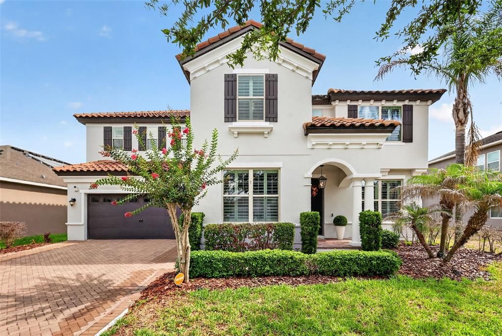 For Sale: $990,000 (5 beds, 3 baths, 4933 Square Feet)