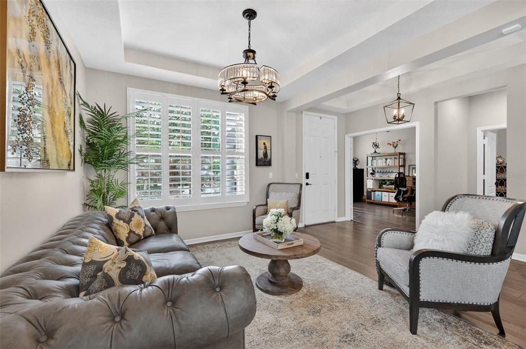For Sale: $990,000 (5 beds, 3 baths, 4933 Square Feet)