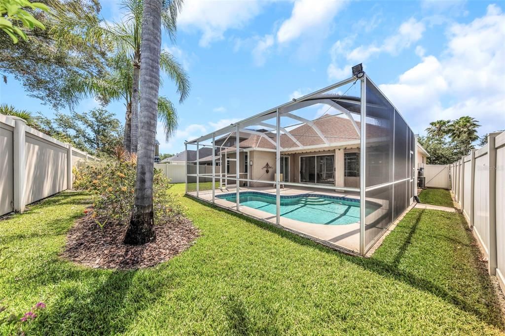 Active With Contract: $610,000 (3 beds, 2 baths, 2076 Square Feet)