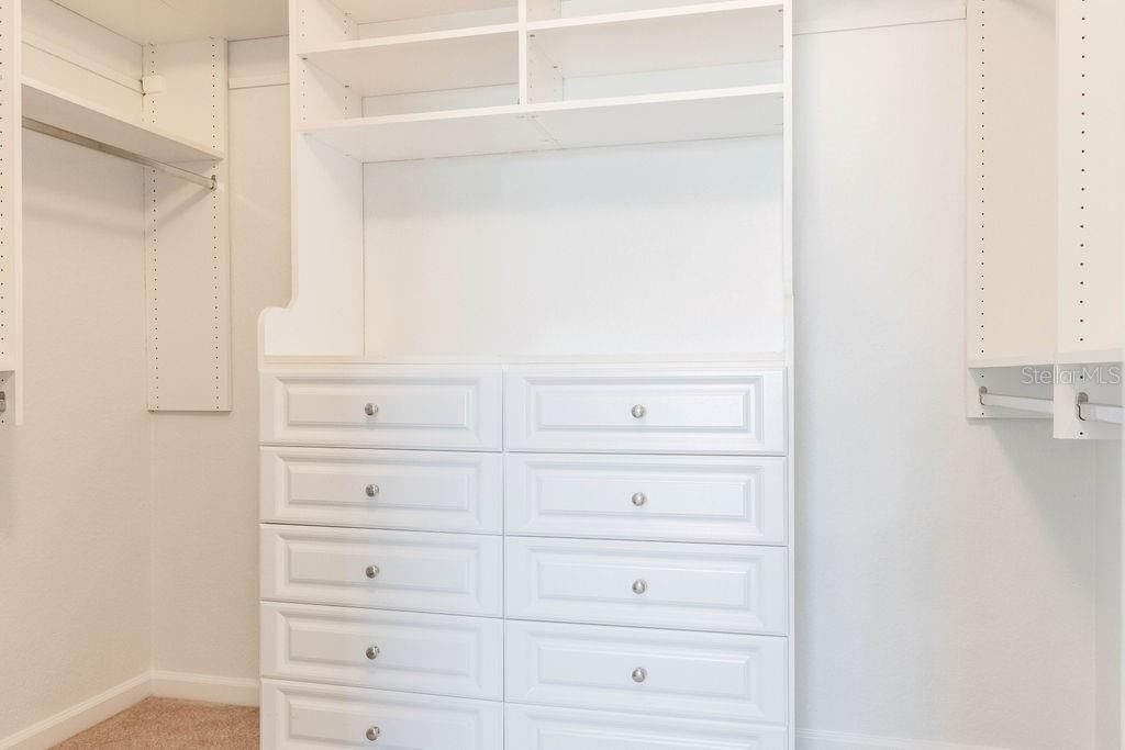 For Rent: $2,200 (3 beds, 2 baths, 1447 Square Feet)