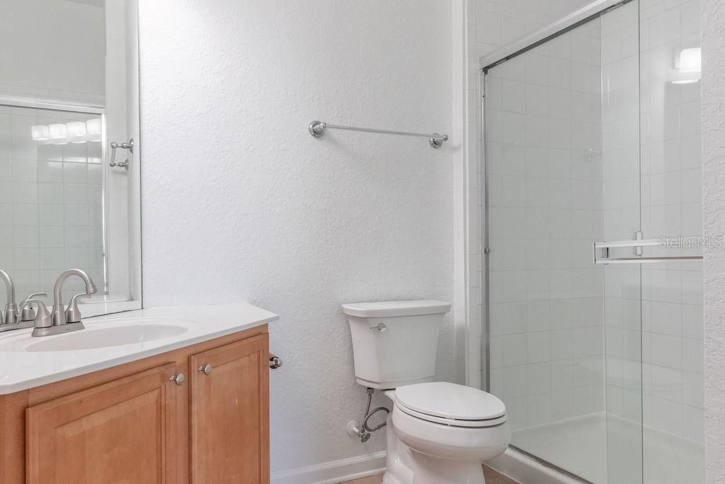 For Rent: $2,200 (3 beds, 2 baths, 1447 Square Feet)