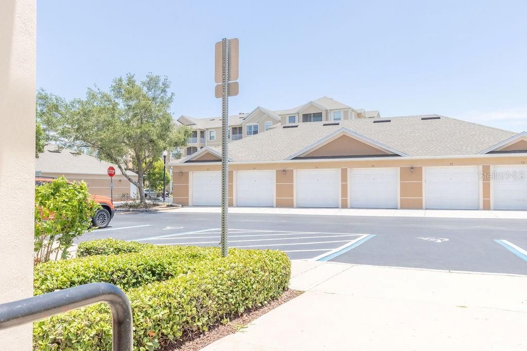 For Rent: $2,200 (3 beds, 2 baths, 1447 Square Feet)