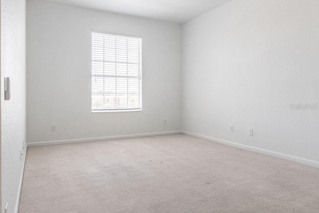 For Rent: $2,200 (3 beds, 2 baths, 1447 Square Feet)