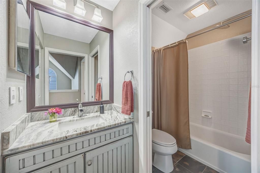 For Sale: $1,400,000 (3 beds, 2 baths, 2452 Square Feet)