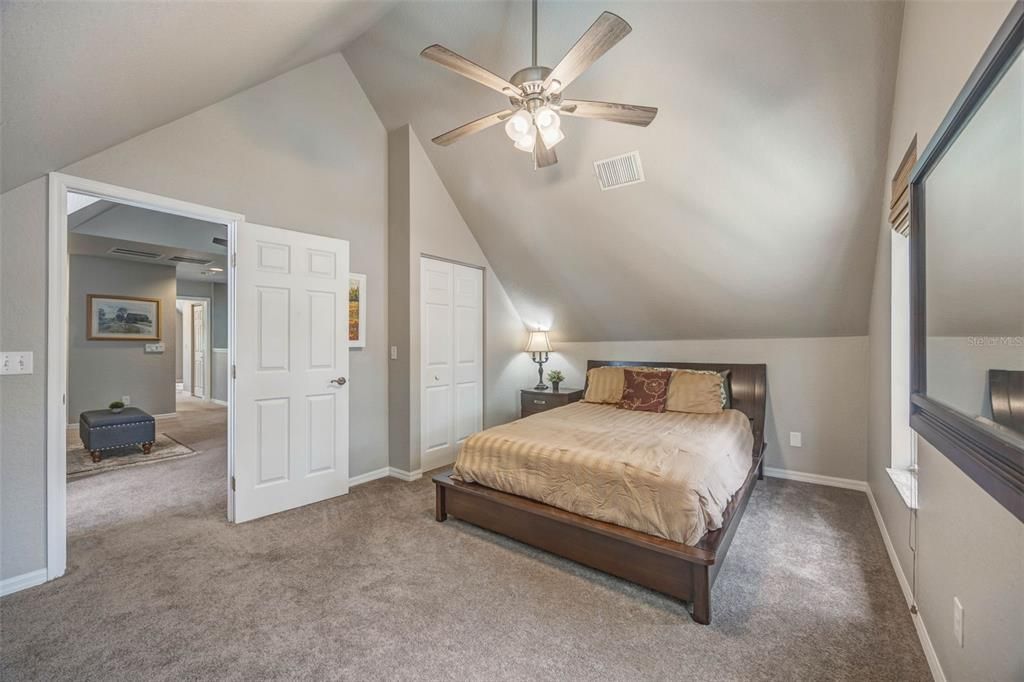 For Sale: $1,400,000 (3 beds, 2 baths, 2452 Square Feet)