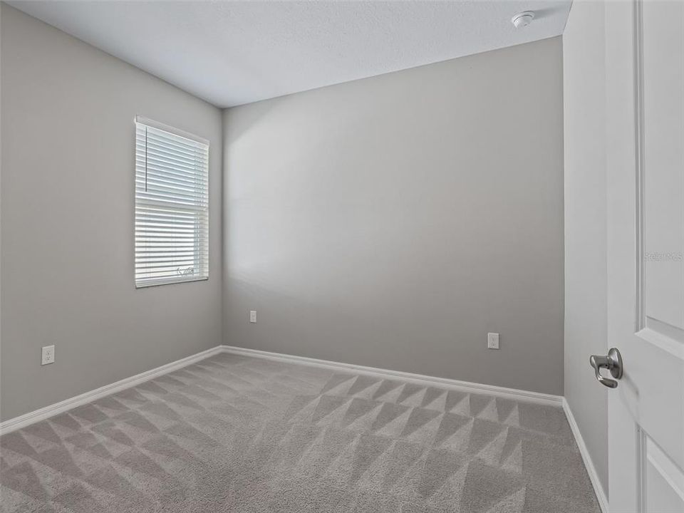 For Sale: $289,000 (3 beds, 2 baths, 1504 Square Feet)