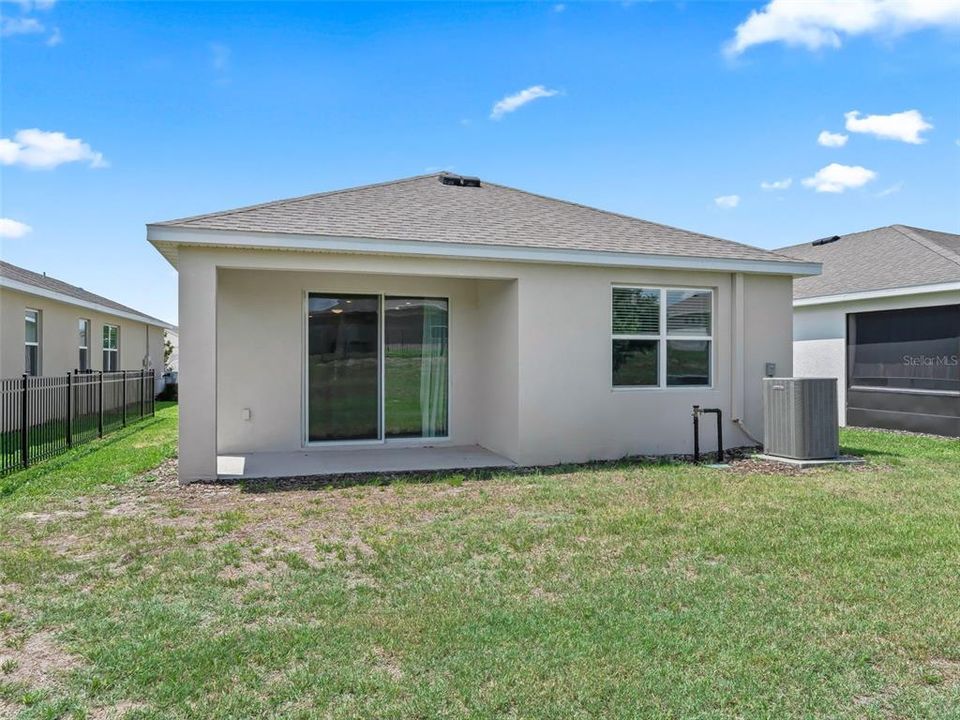 For Sale: $289,000 (3 beds, 2 baths, 1504 Square Feet)