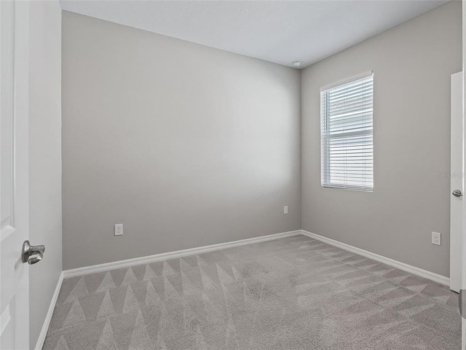 For Sale: $289,000 (3 beds, 2 baths, 1504 Square Feet)