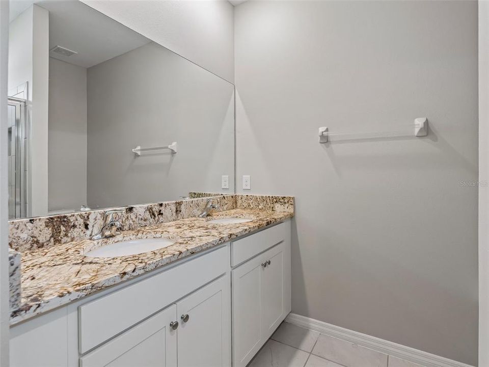 For Sale: $289,000 (3 beds, 2 baths, 1504 Square Feet)