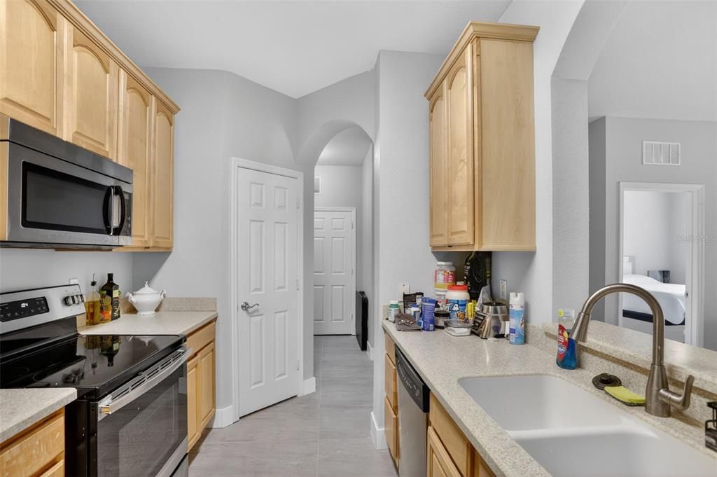 В аренду: $1,800 (2 спален, 2 ванн, 1112 Квадратных фут)