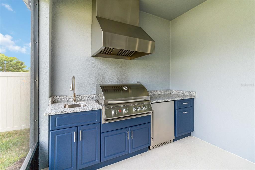 For Rent: $3,890 (5 beds, 3 baths, 3544 Square Feet)