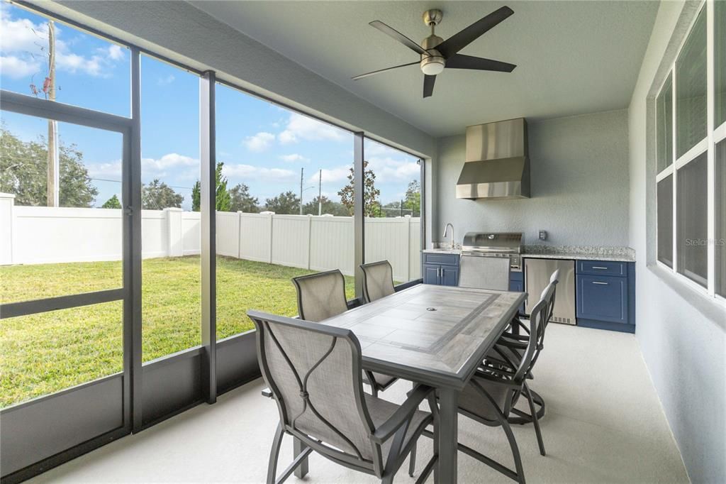 For Rent: $3,890 (5 beds, 3 baths, 3544 Square Feet)