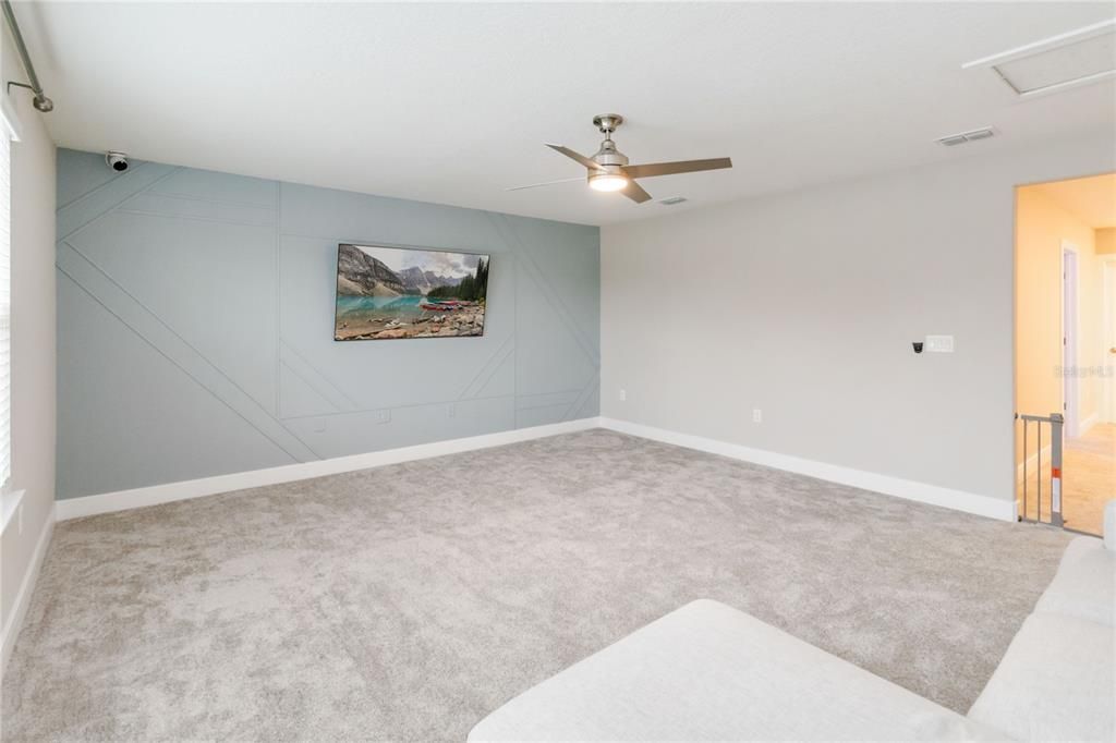 For Rent: $3,890 (5 beds, 3 baths, 3544 Square Feet)