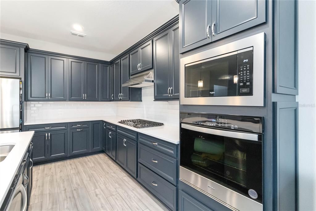 For Rent: $3,890 (5 beds, 3 baths, 3544 Square Feet)