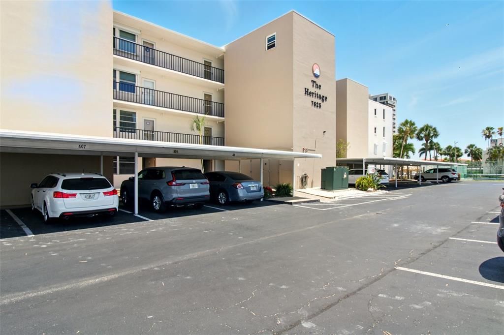 For Sale: $239,900 (1 beds, 1 baths, 855 Square Feet)