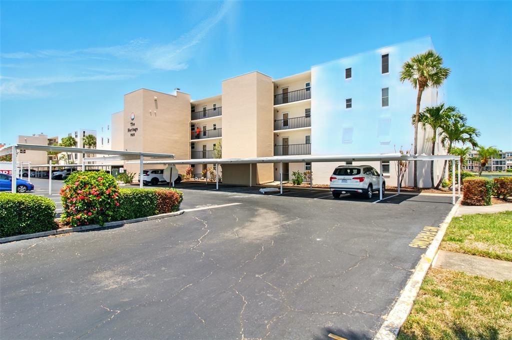 For Sale: $239,900 (1 beds, 1 baths, 855 Square Feet)