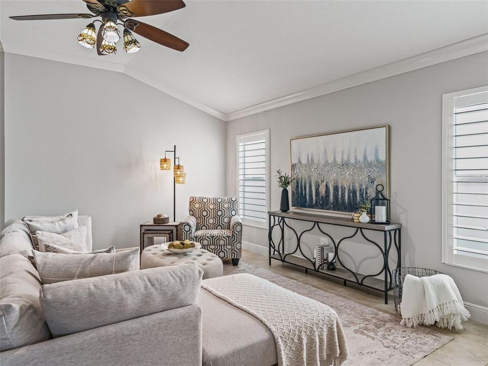 En Venta: $889,900 (3 camas, 2 baños, 2352 Pies cuadrados)