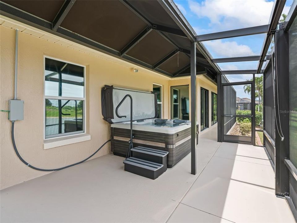 En Venta: $889,900 (3 camas, 2 baños, 2352 Pies cuadrados)