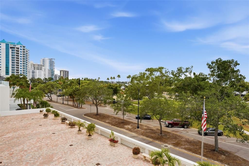 На продажу: $375,000 (1 спален, 1 ванн, 754 Квадратных фут)