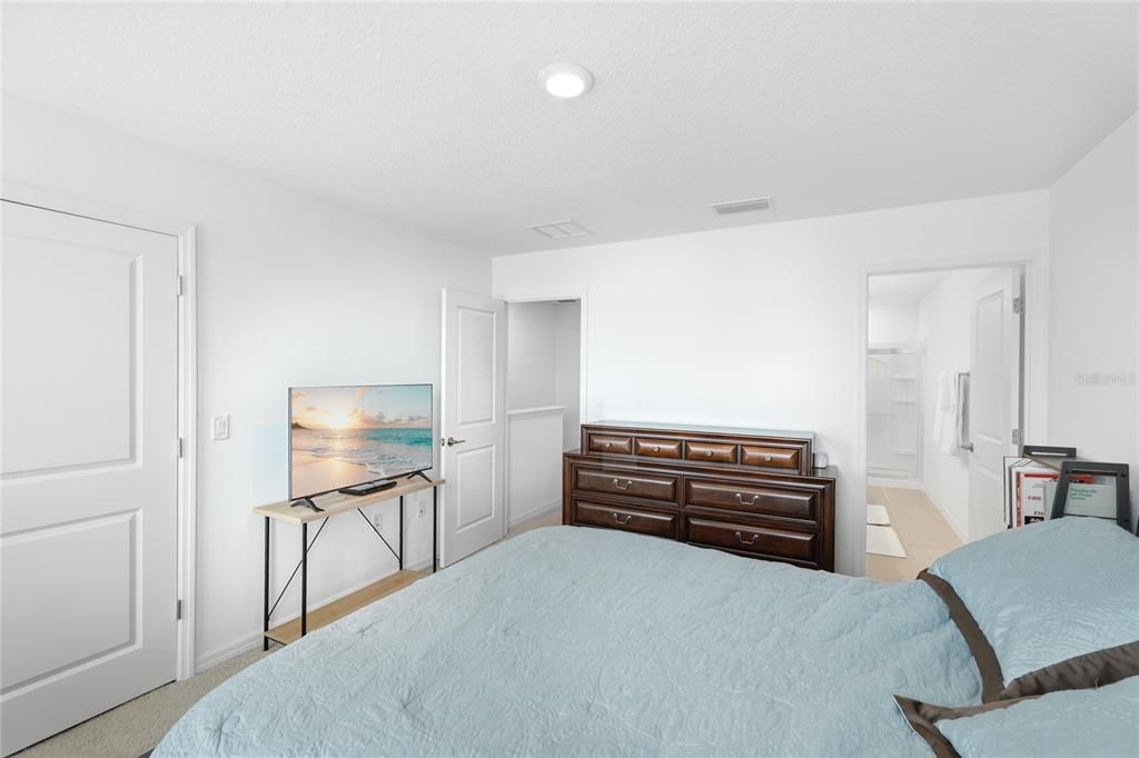 В аренду: $1,850 (2 спален, 2 ванн, 1202 Квадратных фут)