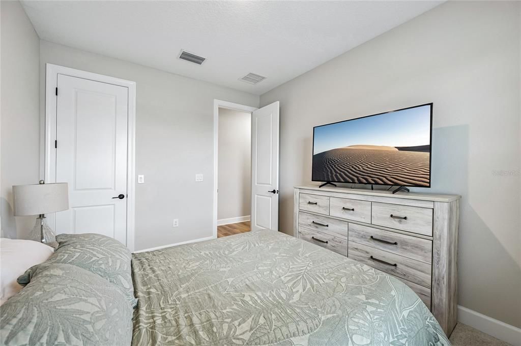 For Sale: $875,000 (3 beds, 2 baths, 1920 Square Feet)