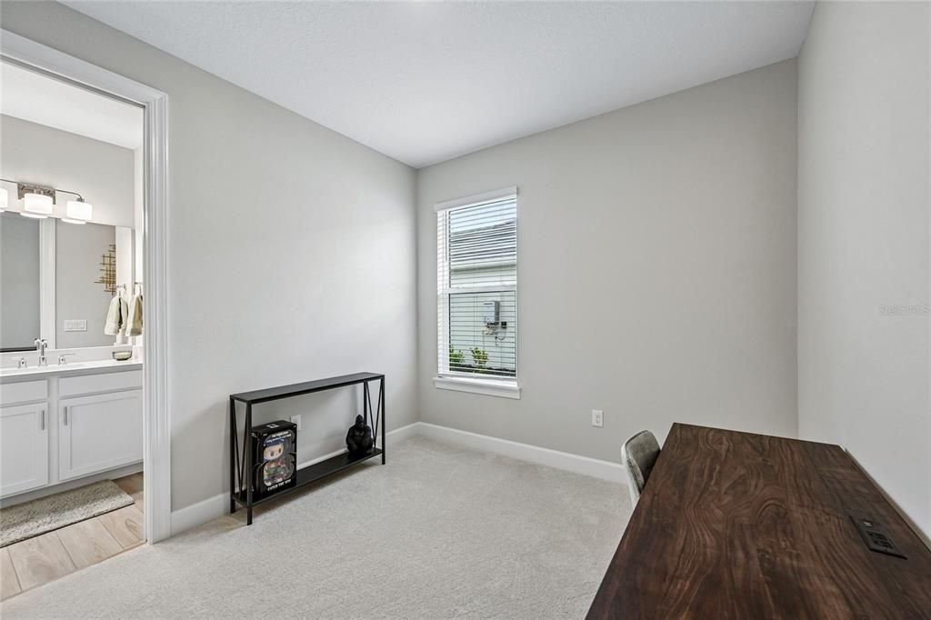 For Sale: $875,000 (3 beds, 2 baths, 1920 Square Feet)