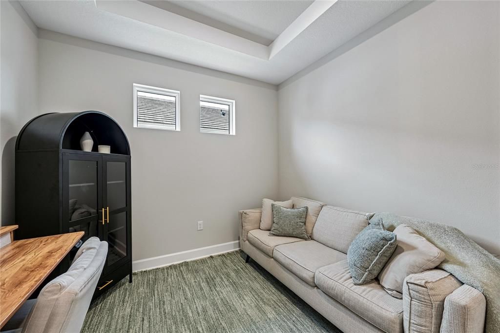 For Sale: $875,000 (3 beds, 2 baths, 1920 Square Feet)